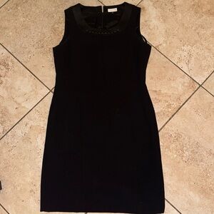 Tahari dress mid length